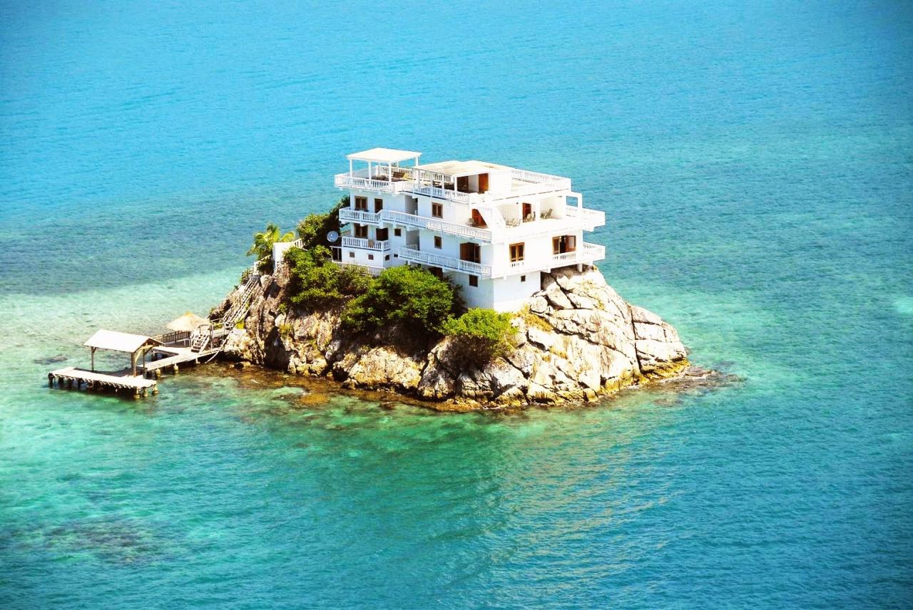 Islands rent private can travel world luxury Islands rent private can travel world luxury