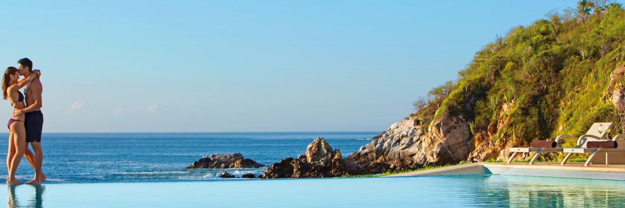 The World’s Most Luxurious Island Resorts for Couples